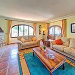 Flora Mar By Interhome