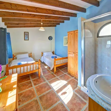 Villa Flora Mar By Interhome Calp