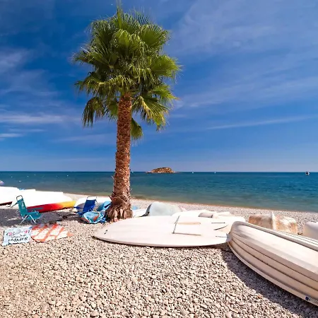 Flora Mar By Interhome