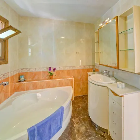 Flora Mar By Interhome Villa Calp