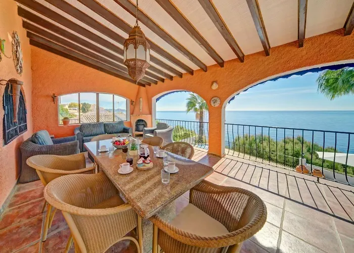 Flora Mar By Interhome