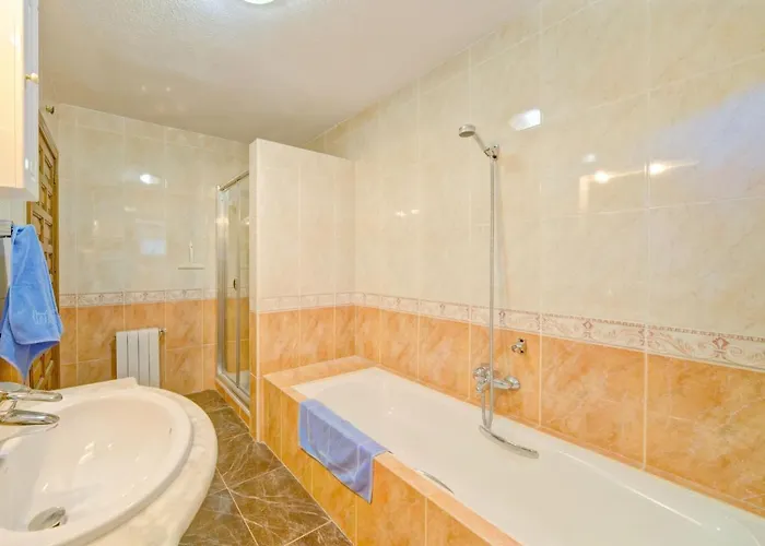 Flora Mar By Interhome *