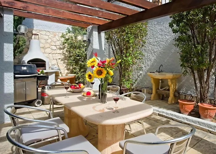 فيلة Flora Mar By Interhome *