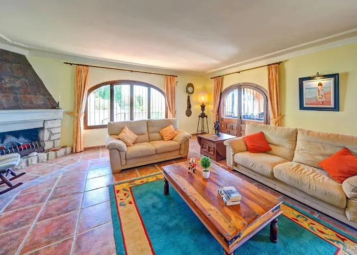 Flora Mar By Interhome